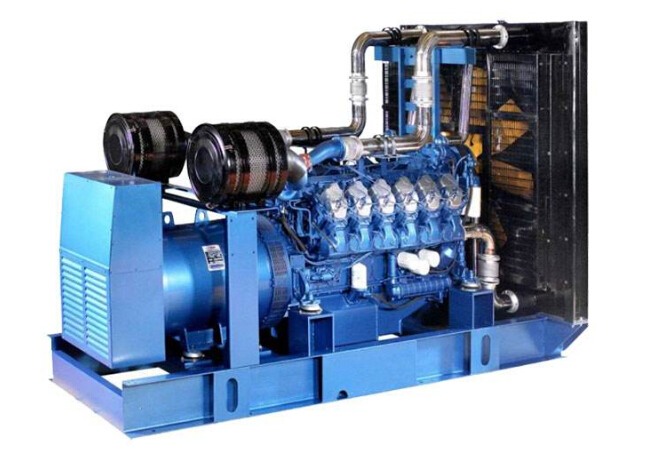 泰州康明斯30kw小型柴油二手发电机组