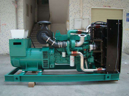泰州1100kw康明斯柴油发电机组